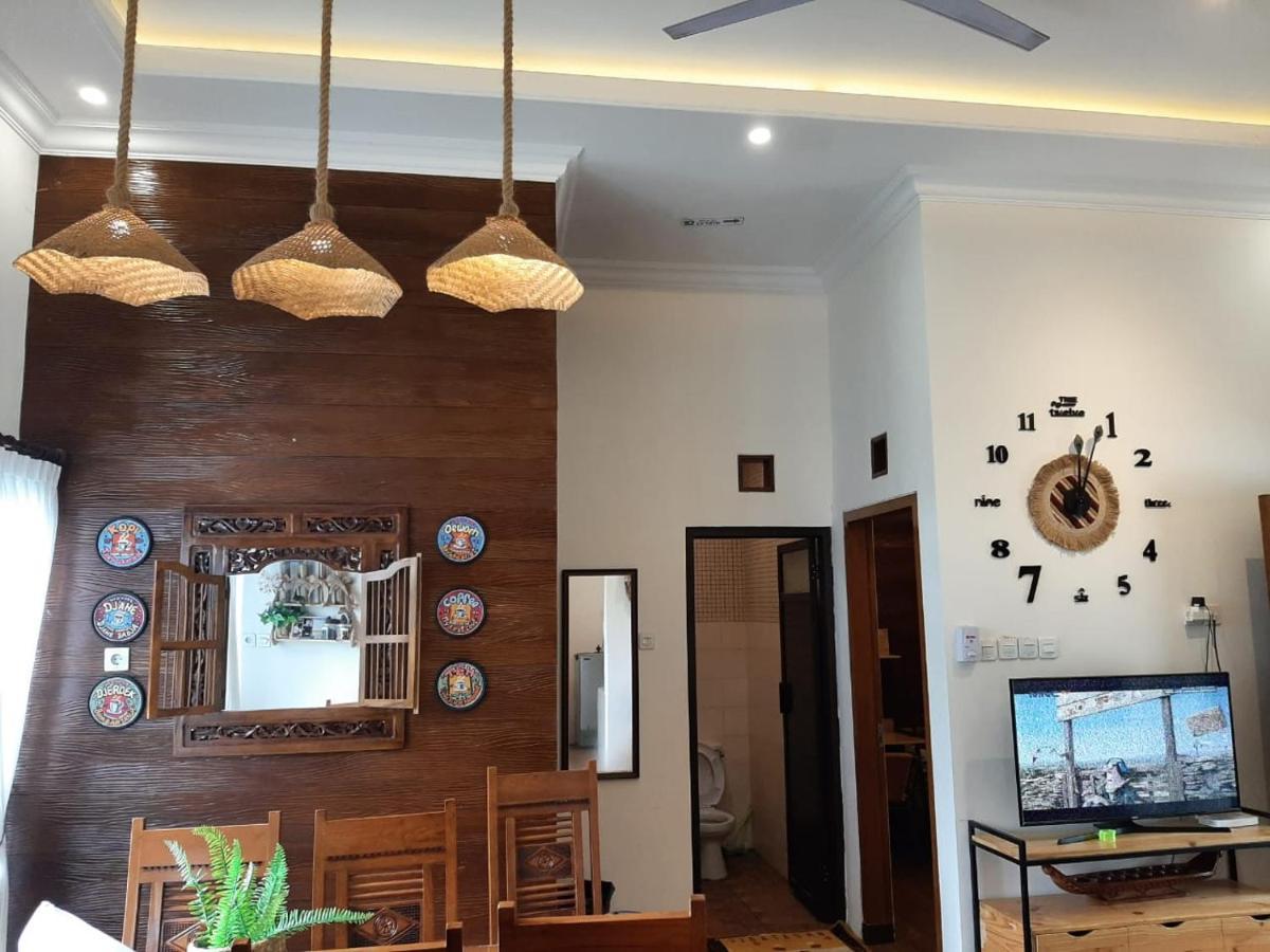 Villa Omah Lumut Malang, Family 3 Bedrooms Free Pool Kolam Renang *